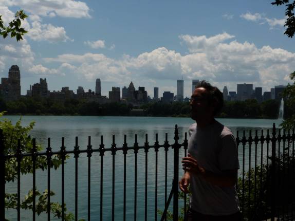 Corrida ao redor do Resevoir, no Central Park, em Nova Iorque, nos Estados Unidos