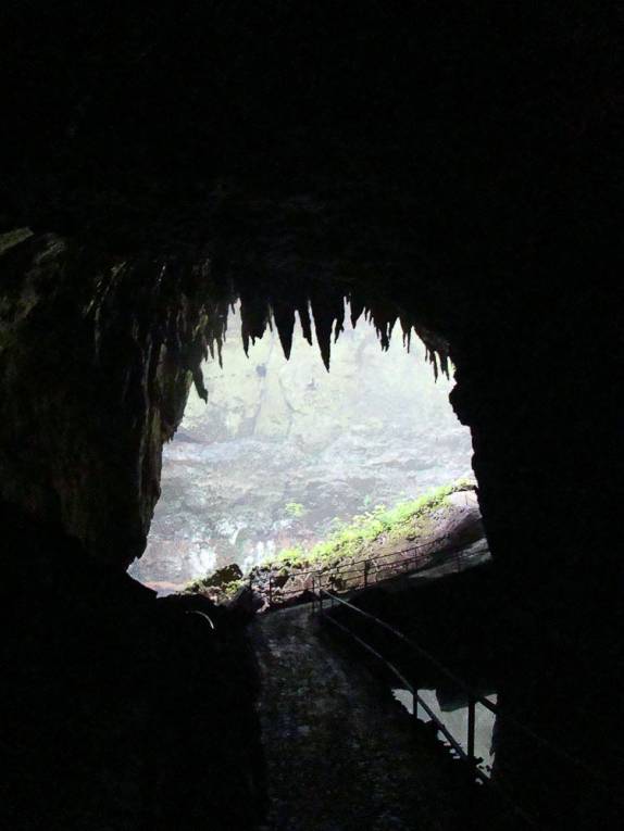 Cueva Clara, no parque Cuevas Del Rio Camuy, em Porto Rico Cueva Clara, no parque Cuevas Del Rio Camuy, em Porto Rico