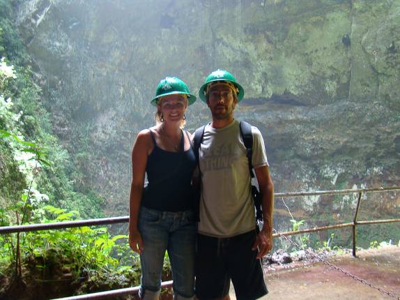 Cueva Clara, no parque Cuevas Del Rio Camuy, em Porto Rico Cueva Clara, no parque Cuevas Del Rio Camuy, em Porto Rico