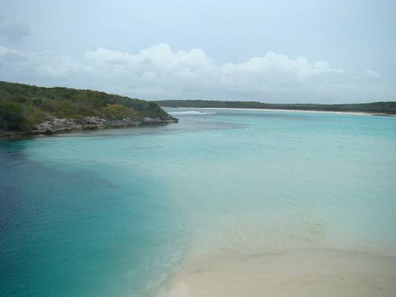 Dean's Blue Hole - Long Island - Bahamas Dean's Blue Hole - Long Island - Bahamas