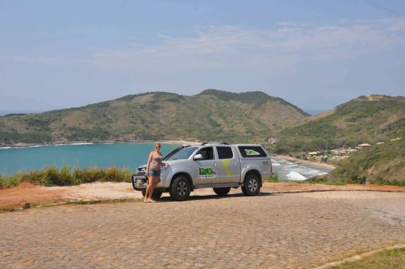 Dia de sol em em Búzios - RJ. Praia Brava ao fundo Dia de sol em em Búzios - RJ. Praia Brava ao fundo