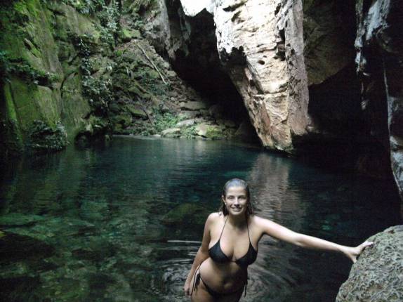 Encanto Azul, nascente de águas cristalinas, na Chapada das Mesas, região de Riachão - MA Encanto Azul, nascente de águas cristalinas, na Chapada das Mesas, região de Riachão - MA