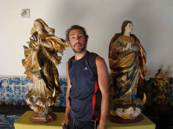 Entre as Nossas Senhoras, no mosteiro franciscano em Cairu - BA Entre as Nossas Senhoras, no mosteiro franciscano em Cairu - BA