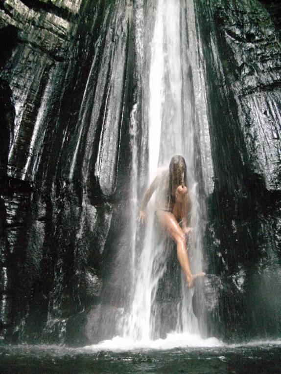 Escalando a Cacheoira do Capelão, em Carolina, região da Chapada das Mesas - MA