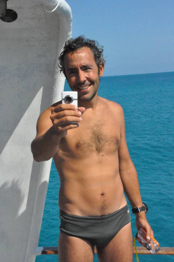 Filmando Abrolhos - BA