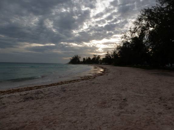 Fim de tarde em Carlisle Bay, em Bridgetown, capital de Barbados Fim de tarde em Carlisle Bay, em Bridgetown, capital de Barbados