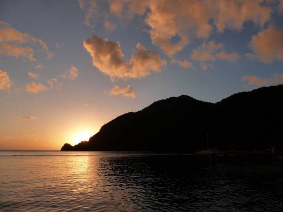Fim de tarde em Soufriere, no sul de Santa Lúcia, no Caribe
