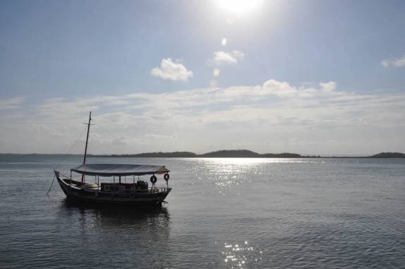 Fim de tarde na Baía de Camamu - BA
