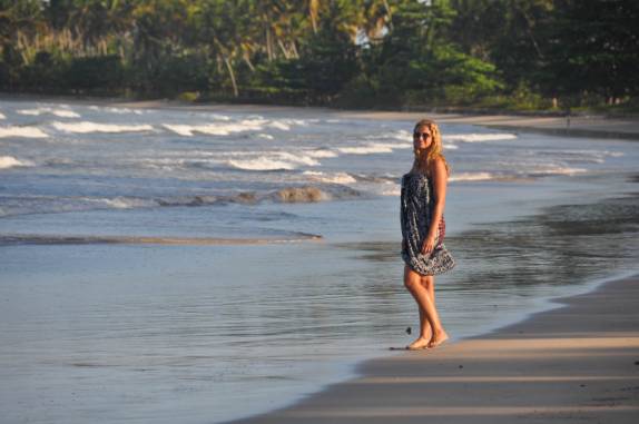 Fim de tarde na praia de Bainema, próximo à Moreré, na Ilha de Boipeba - BA