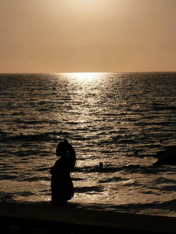 Fim de tarde na praia de Long Bay, em Negril, na Jamaica Fim de tarde na praia de Long Bay, em Negril, na Jamaica
