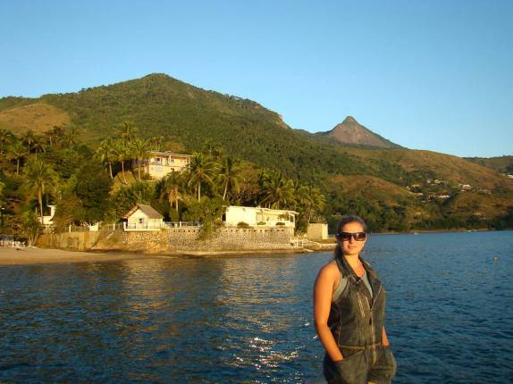 Final de tarde na praia do Viana em Ilha Bela - SP Final de tarde na praia do Viana em Ilha Bela - SP