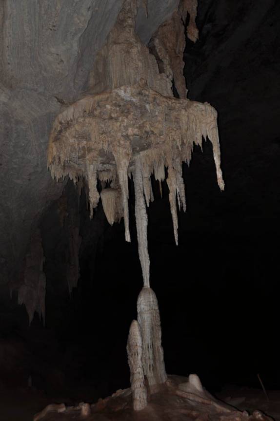 Formação do Lustre, dentro da Lapa Doce, próximo à Lençóis, na Chapada Diamantina - BA