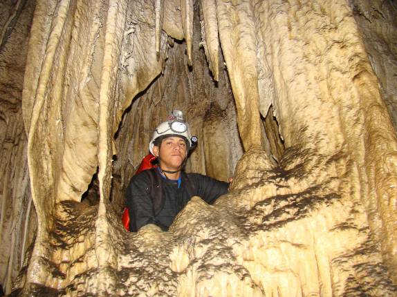 Formação do Porta-retrato, na caverna Santana, no PETAR