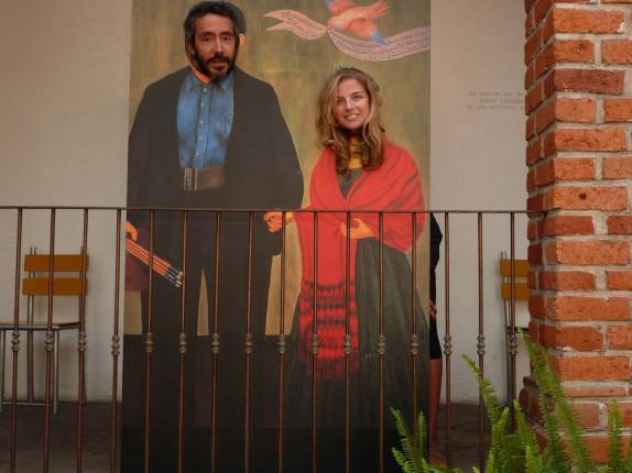 Foto tradicional na Casa de Frida Kahlo e Diego Rivera, em Coyoacán, bairro de Cidade do México