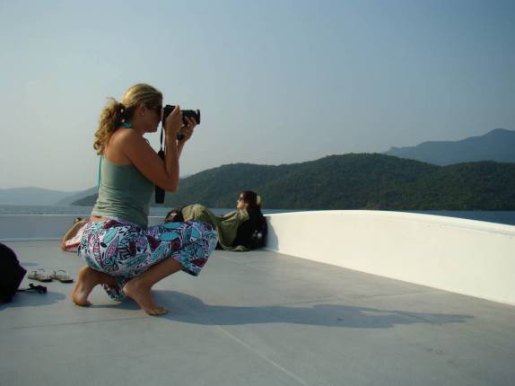 Fotografando a baía de Angra dos Reis, a caminho de Ilha Grande - RJ Fotografando a baía de Angra dos Reis, a caminho de Ilha Grande - RJ