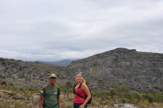 Início da caminhada ao Pico do Itambé, na região de Capivari - MG