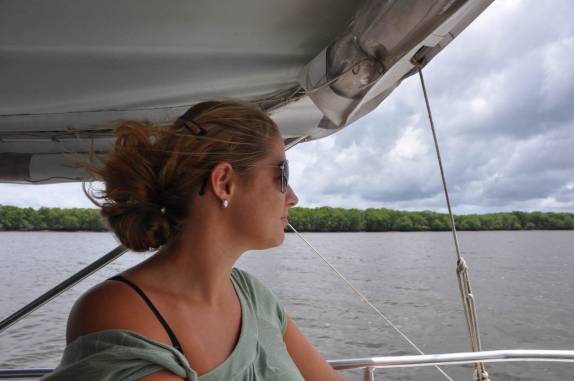 Lancha entre Valença e Boipeba - BA