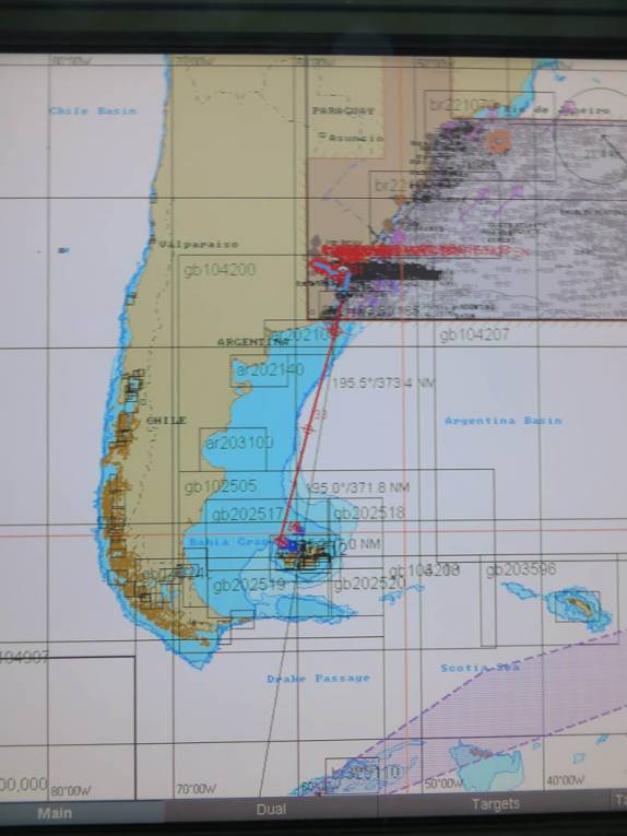 Mapa de navegação na ponte de comando do Sea Spirit, no trecho entre Buenos Aires e as Ilhas Malvinas