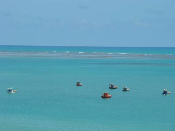 Mar da praia de Pajuçara, em Maceió - AL Mar da praia de Pajuçara, em Maceió - AL