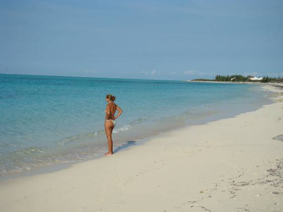 Mar em frente à pousada em North Caicos Mar em frente à pousada em North Caicos