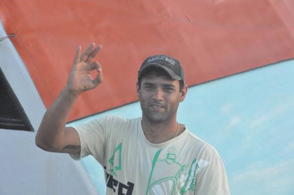 Maurício, um dos dive-masters do nosso barco, em Caravelas - BA