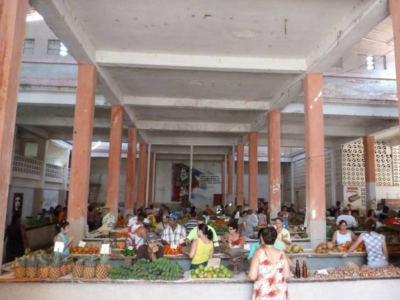 Mercado Municipal de Cienfuegos, em Cuba Mercado Municipal de Cienfuegos, em Cuba