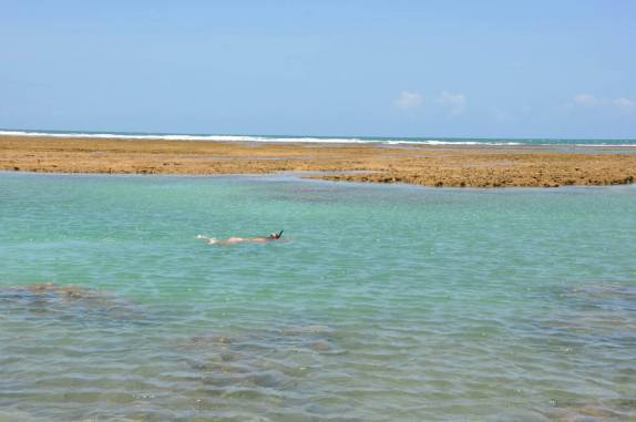 Mergulhando na piscina natural na Quarta Praia, em Morro de São Paulo - BA Mergulhando na piscina natural na Quarta Praia, em Morro de São Paulo - BA