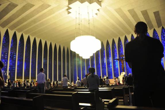 Missa na igreja Dom Bosco, em Brasília - DF