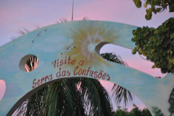 Monumento em Caracol, próximo ao Parque Nacional das Confusões - PI