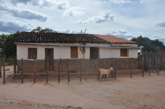 Moradia dentro do Parque Nacional da Serra das Confusões, no sul do Piauí