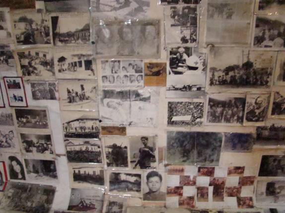 Mural de fotos no Museu dos Revolucionários, em León, na Nicarágua Mural de fotos no Museu dos Revolucionários, em León, na Nicarágua