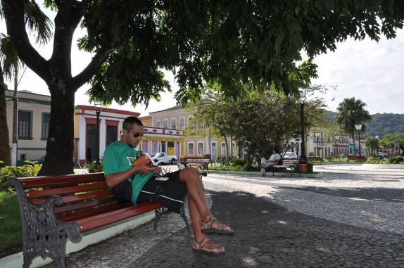Na praça de Iguape-SP Na praça de Iguape-SP