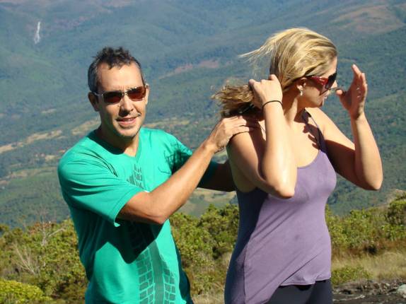 No alto do Pico do Papagaio no Vale do Matutu - MG No alto do Pico do Papagaio no Vale do Matutu - MG