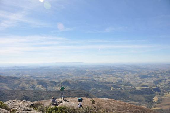 No alto do Pico do Papagaio no Vale do Matutu - MG No alto do Pico do Papagaio no Vale do Matutu - MG