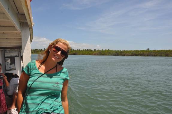 No barco a caminho da Foz do São Francisco, divisa de Alagoas e Sergipe (em Piaçabuçu - AL)