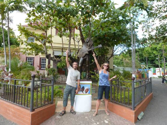 Nos jardins do Bob Marley Museum em Kingston, capital da Jamaica