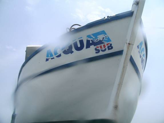 Nosso barco de mergulho em Guarapari - ES Nosso barco de mergulho em Guarapari - ES