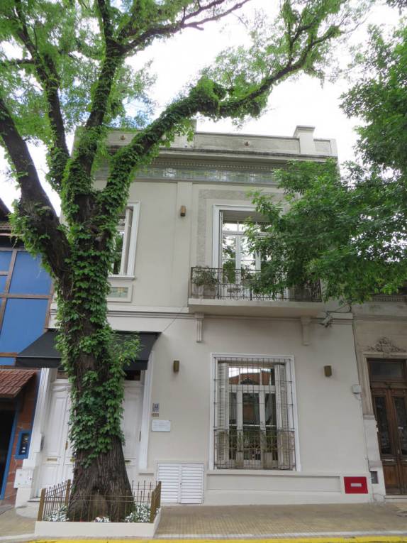 Nosso ótimo e prático hotel na rua Malabaia, em Palermo, bairro de Buenos Aires, na Argentina