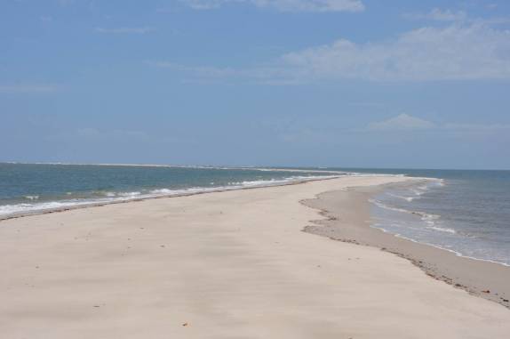 O banco de areia Coroa Vermelha, na Baía de Camamu - BA O banco de areia Coroa Vermelha, na Baía de Camamu - BA