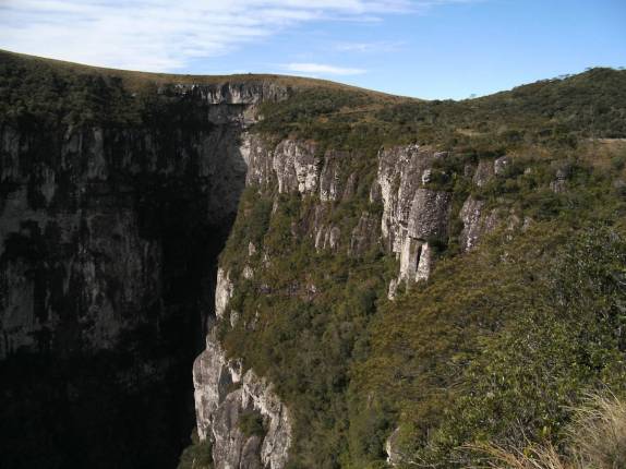 O canyon Fortaleza, no Parque Nacional da Serra Geral, em Cambará do Sul - RS O canyon Fortaleza, no Parque Nacional da Serra Geral, em Cambará do Sul - RS