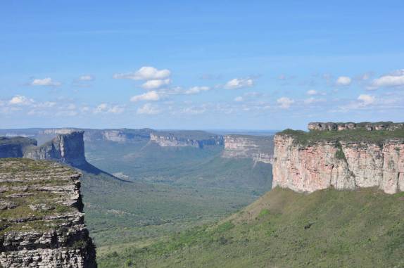 O inconfundível visual da Chapada Diamantina vista do alto do Morro do Pai Inácio, próximo à Lençóis - BA