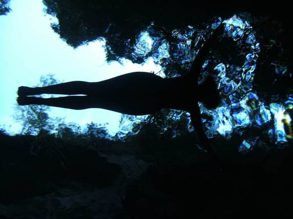 O incrÃvel Encanto Azul, na Chapada das Mesas, região de Riachão - MA O incrÃvel Encanto Azul, na Chapada das Mesas, região de Riachão - MA