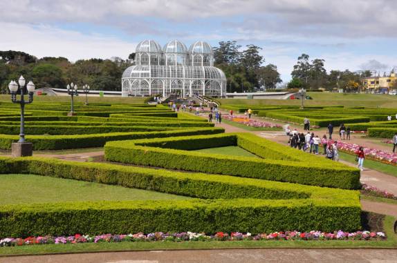 O Palácio de Cristal, no Jardim Botânico, em Curitiba - PR O Palácio de Cristal, no Jardim Botânico, em Curitiba - PR