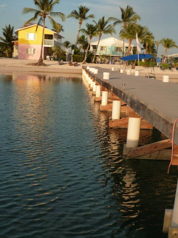 O pier da Sunset Cove, nossa pousada em Little Cayman O pier da Sunset Cove, nossa pousada em Little Cayman
