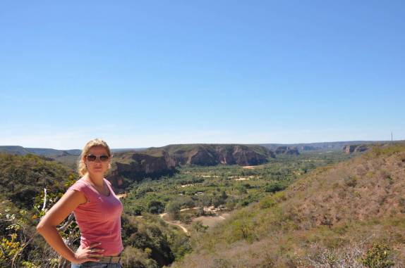 Observando o Buraquinho, próximo à Chapada Gaúcha - MG