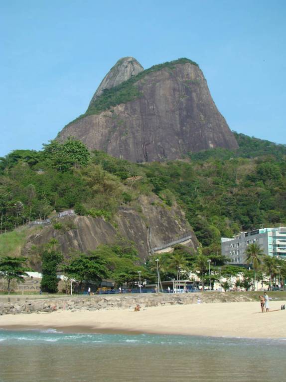 Os Dois Irmãos, no Leblon, Rio de Janeiro - RJ Os Dois Irmãos, no Leblon, Rio de Janeiro - RJ