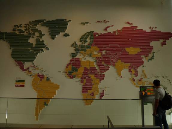 Painel sobre liberdade de imprensa no mundo (no Museu da Imprensa, em Washington, nos EUA). O Brasil, vergonhosamente, aparece como 'parcialmente livre' Painel sobre liberdade de imprensa no mundo (no Museu da Imprensa, em Washington, nos EUA). O Brasil, vergonhosamente, aparece como 'parcialmente livre'