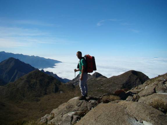 Paisagem maravilhosa no alto da Pedra da Mina em Passa Quatro - MG Paisagem maravilhosa no alto da Pedra da Mina em Passa Quatro - MG