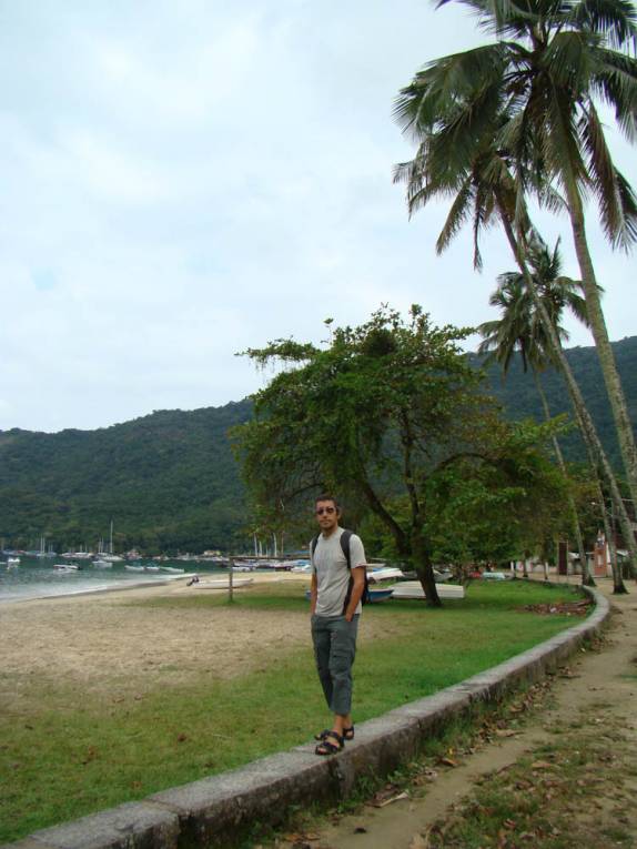 Passeando em Abraão, na Ilha Grande - RJ Passeando em Abraão, na Ilha Grande - RJ