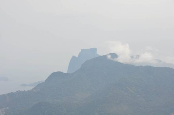 Pedra da Gávea vista do alto do Corcovado, no Rio de Janeiro - RJ
